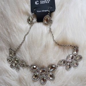 Silver necklace and earring set